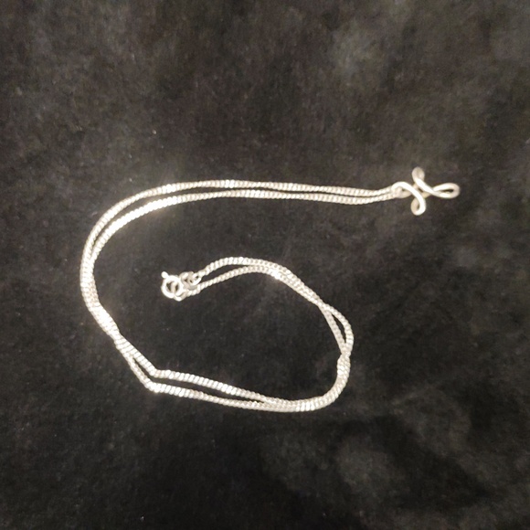 .925 Infinity Loop Cross Necklace .925 Sterling Silver 20" - Picture 3 of 8